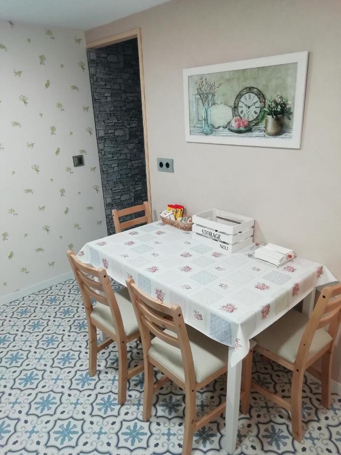 Apartamento Turistico Santiago Logroño Exteriör bild