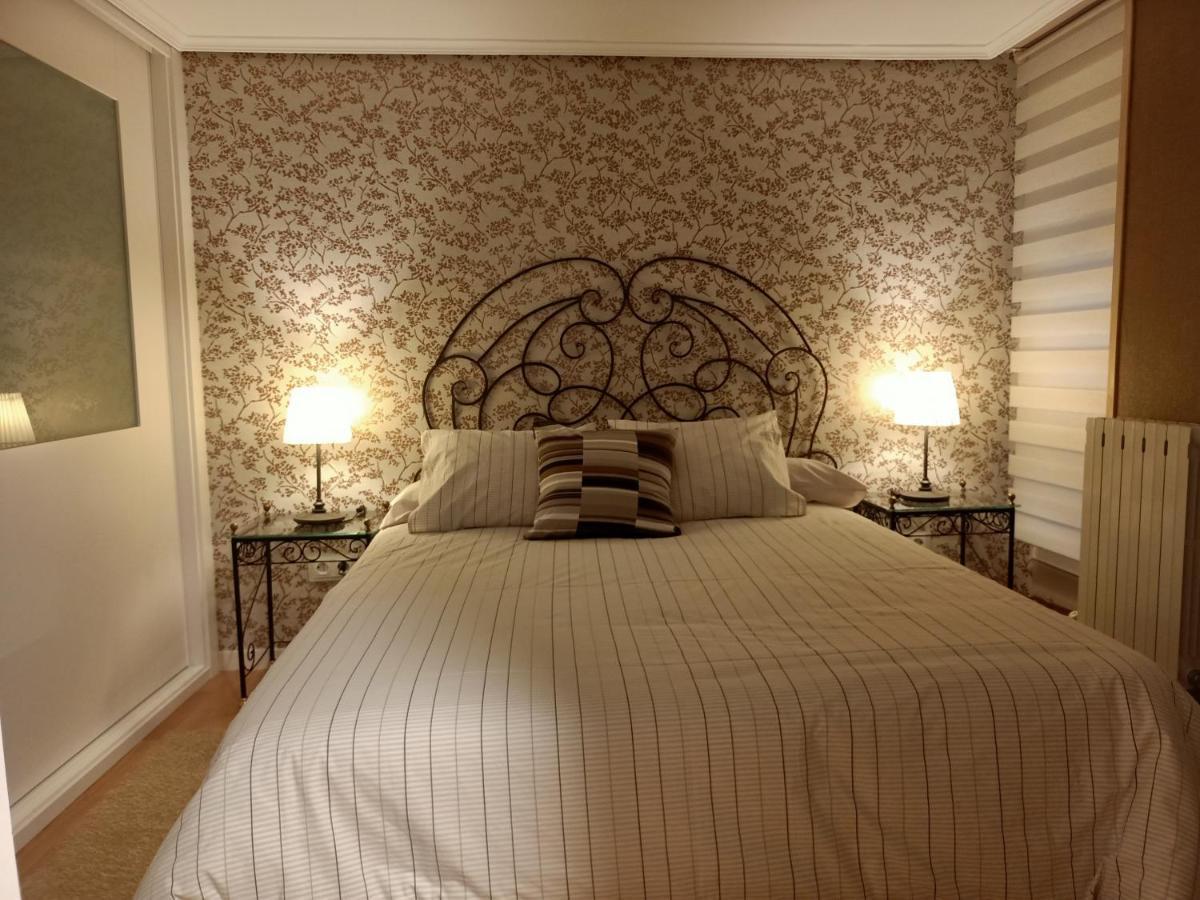 Apartamento Turistico Santiago Logroño Exteriör bild