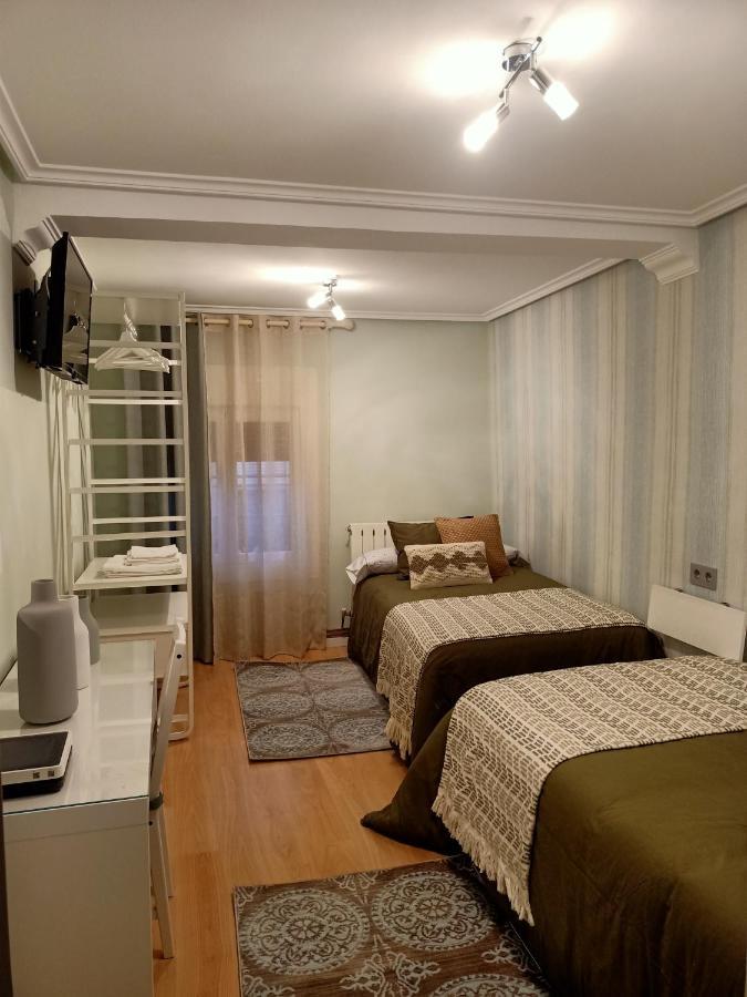 Apartamento Turistico Santiago Logroño Exteriör bild